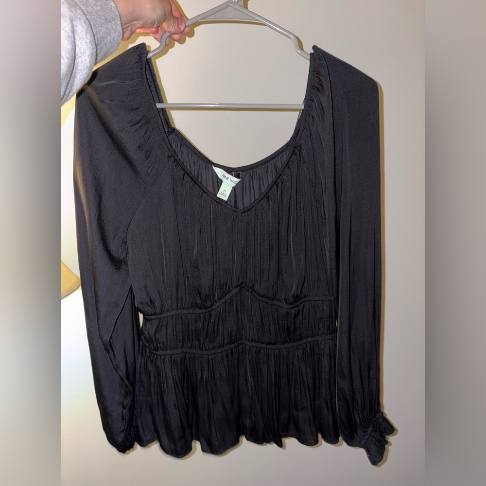 Nine West Black Long-Sleeve blouse